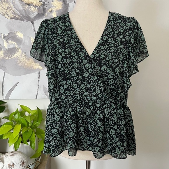 Madewell Green Floral V-Neck Flutter Sleeve‎ Boho Peplum Blouse Cottage Romantic - Picture 2 of 8